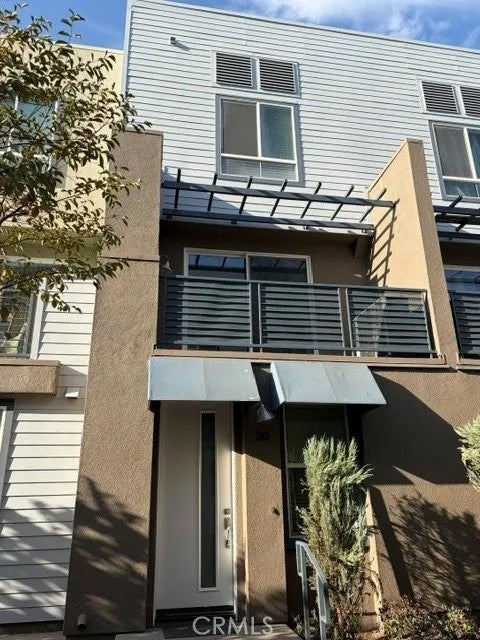 9046 Garvey — photo
