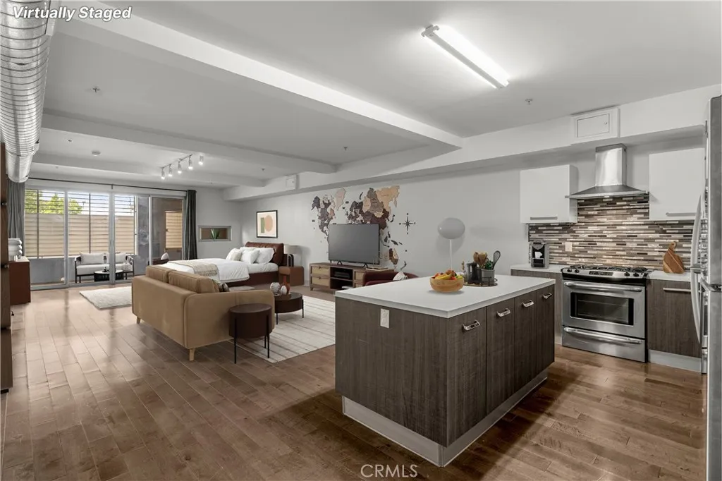433 Pine Avenue Unit 100 — photo