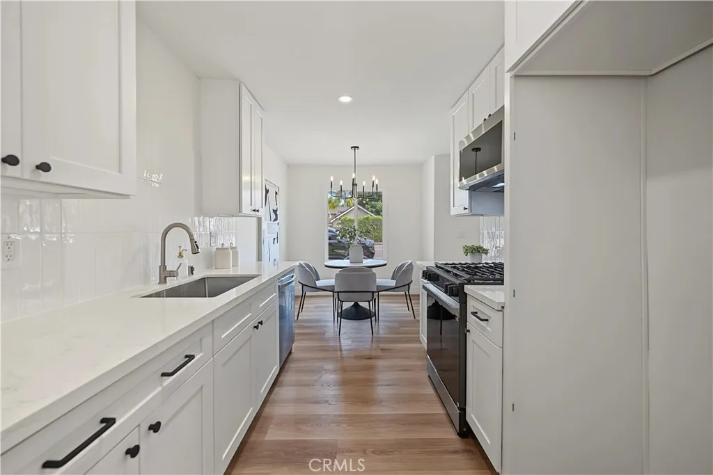 700 W La Veta Avenue Unit N5 — photo