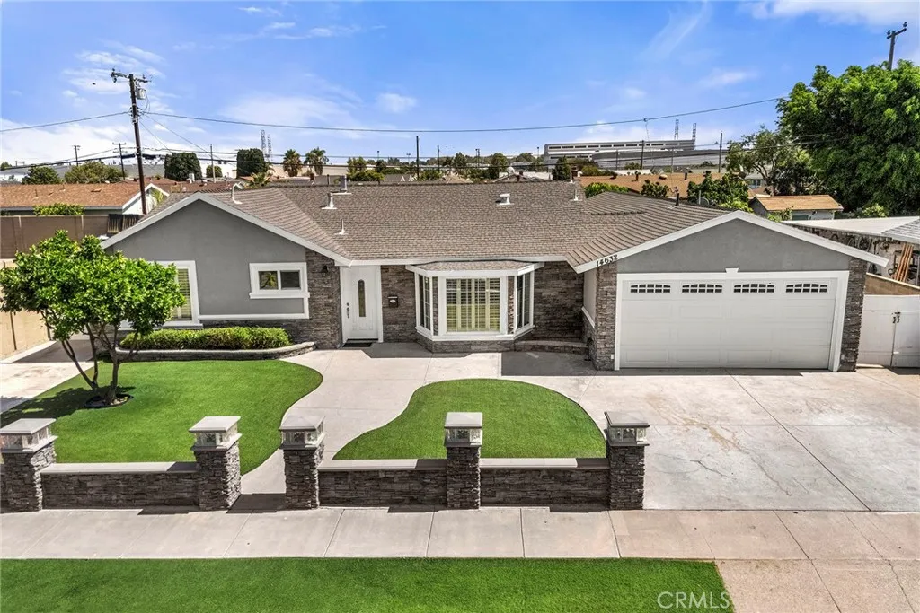 14632 Kathy St — photo