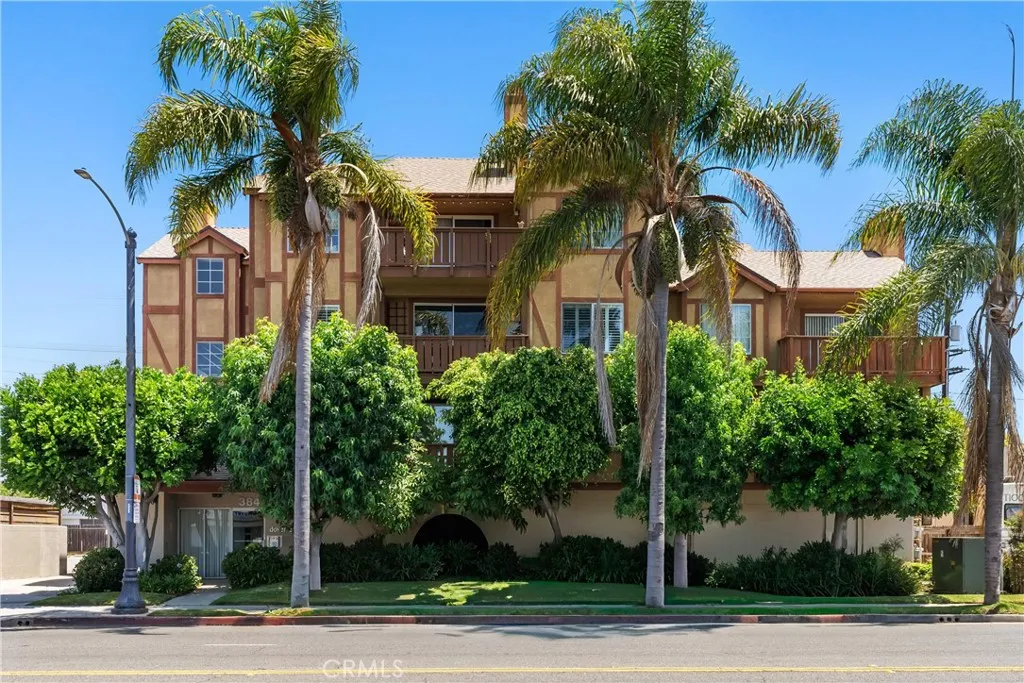 384 Redondo Avenue Unit 401 — photo