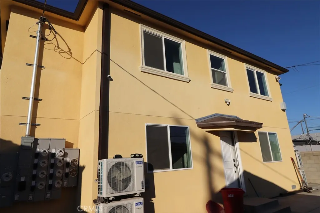 295 E Lerdo, Shafter, CA 93263 — photo 2