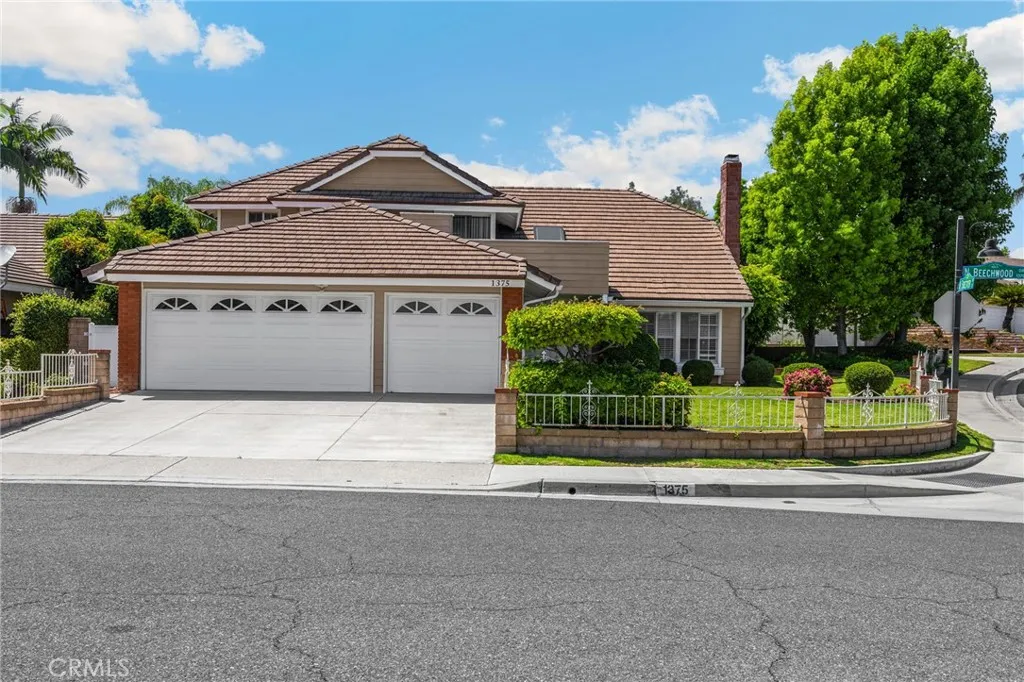1375 Beechwood Drive — photo