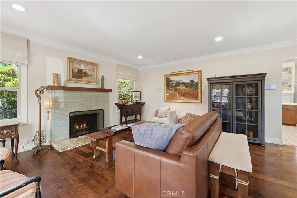 4637 E Colorado Street — photo