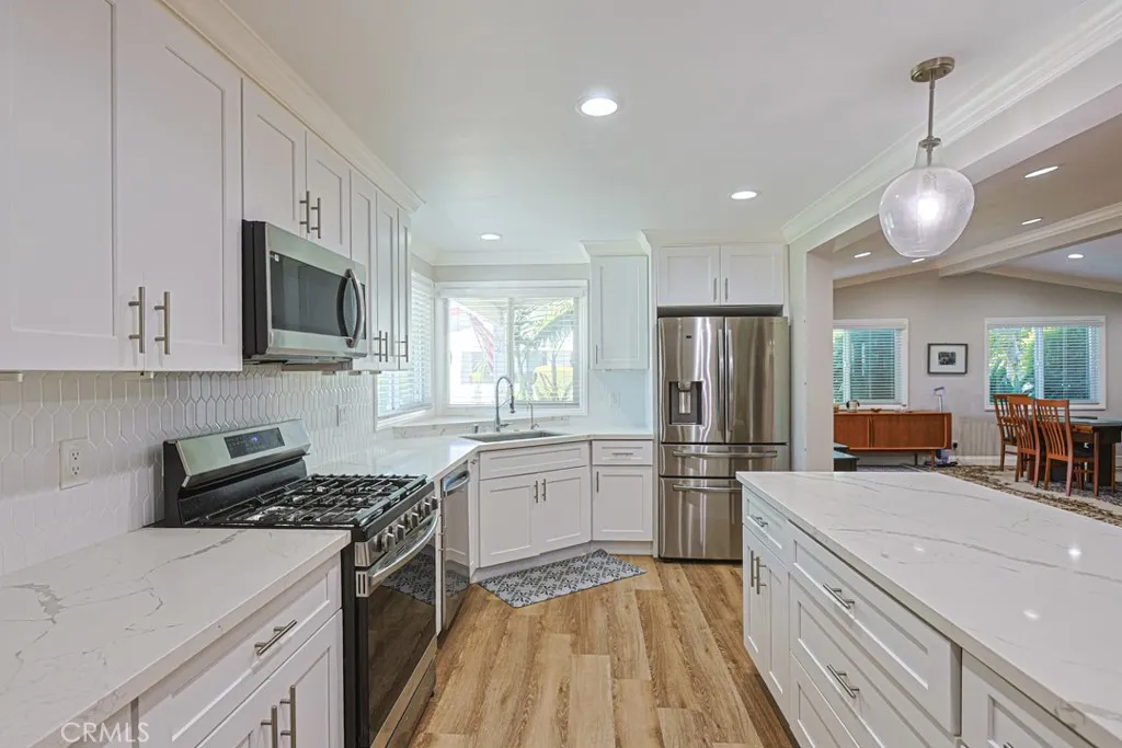 1361 Canyon Lake Unit 58 — photo