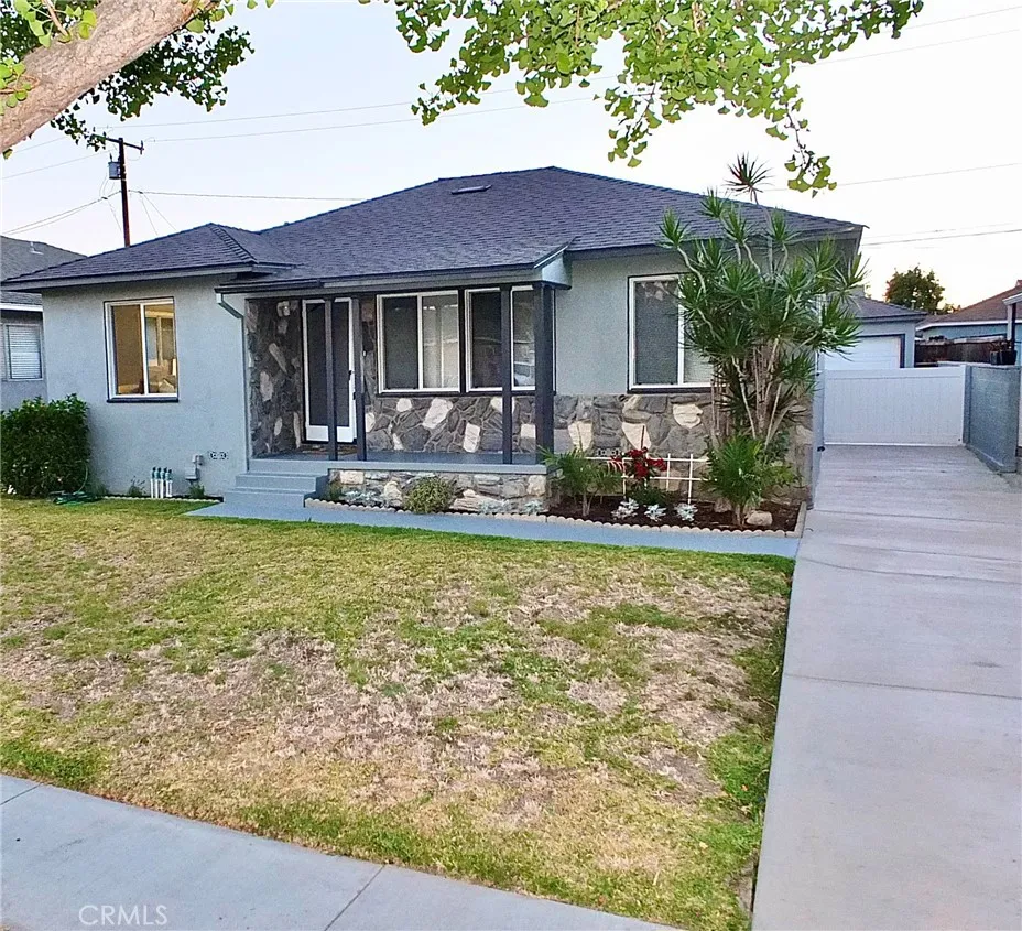 4813 Ocana — photo