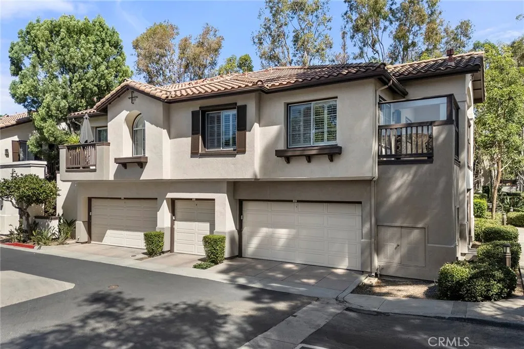 2960 Champion Unit 408 — photo