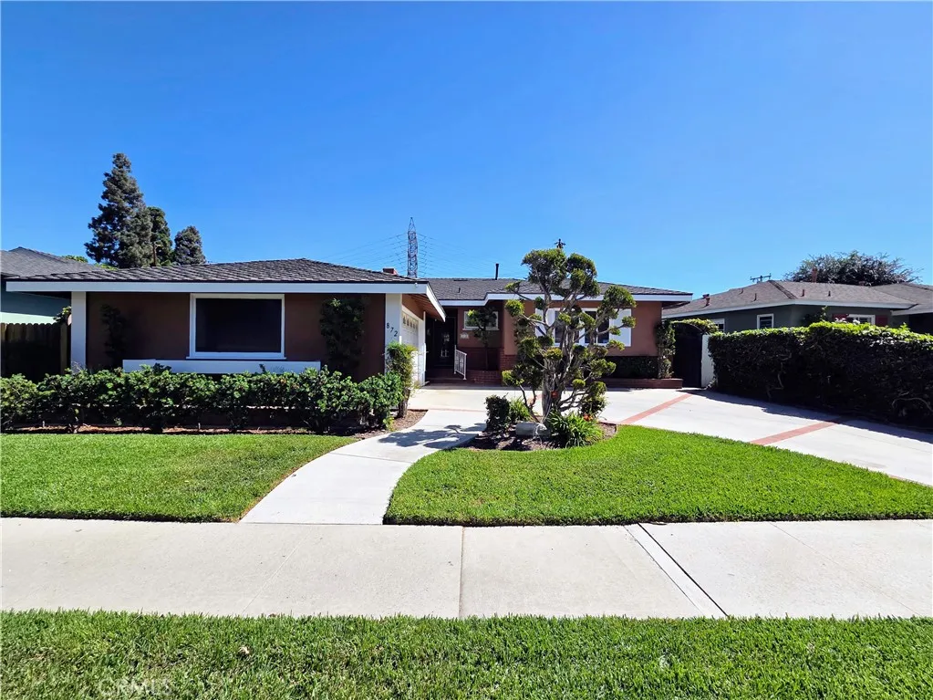 872 N Karen Way — photo