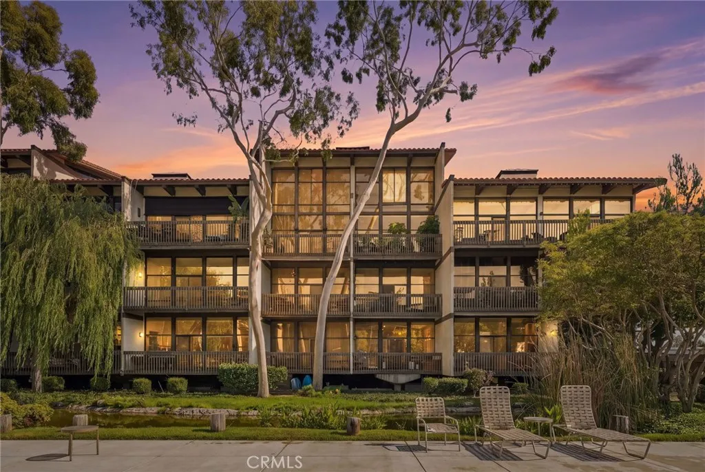 7139 Marina Pacifica Drive South Unit Key 8 — photo