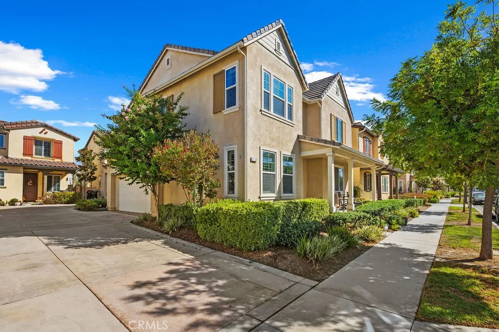 3139 E Chip Smith, Ontario, CA 91762 — photo 2