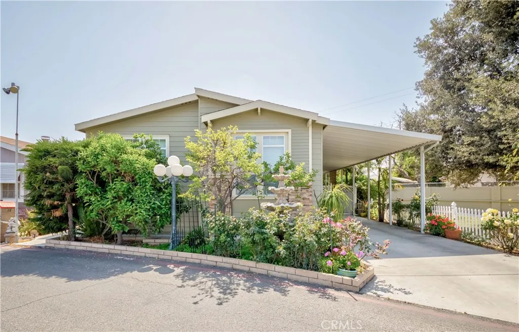 15 Pine Via — photo