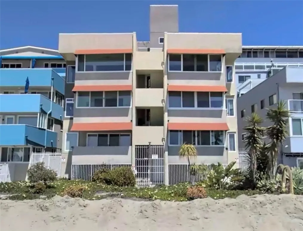 1174 E Ocean #10, Long Beach, CA 90802 — photo 2