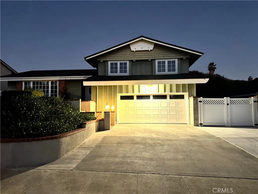 1640 Canyon Drive — photo