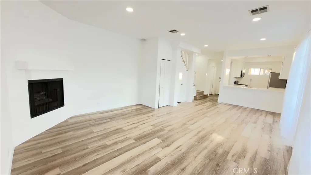 1026 N Croft Unit 101 — photo