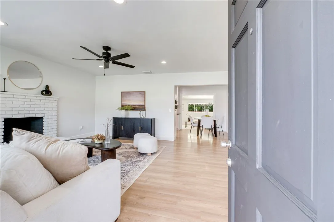 35005 Comberton, Yucaipa, CA 92399 — photo 3