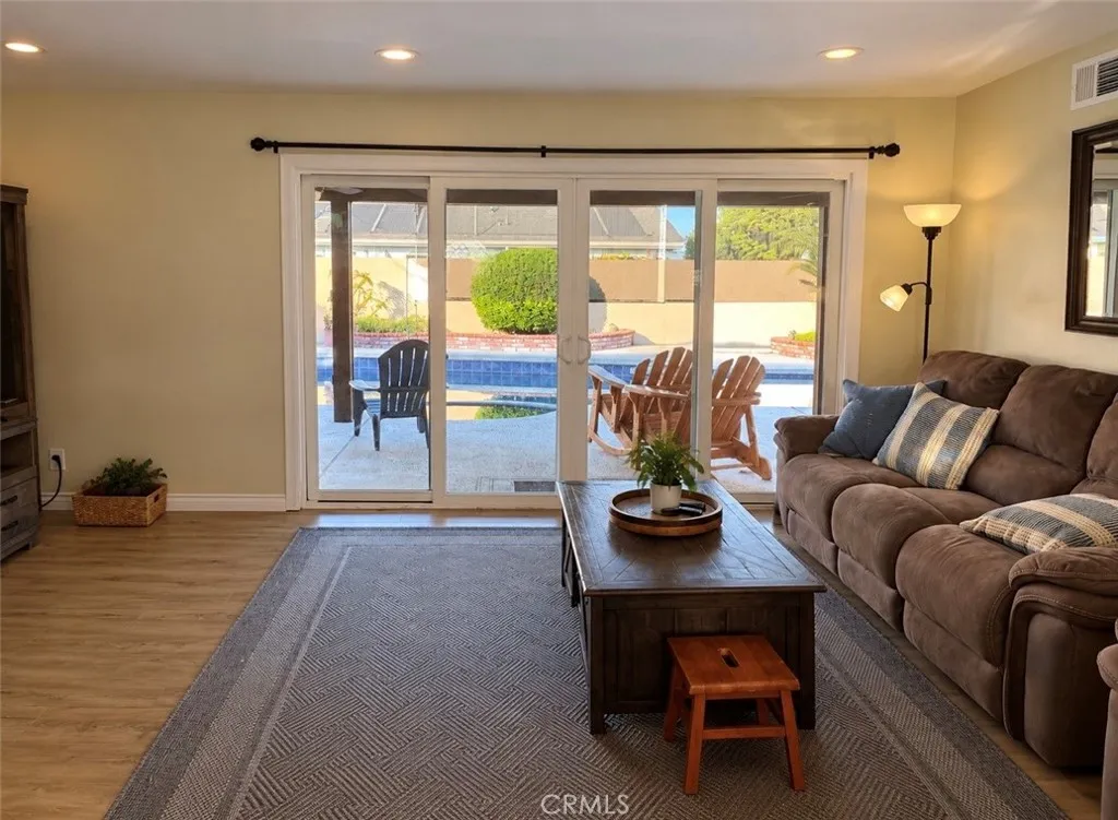 10291 Ethel St — photo