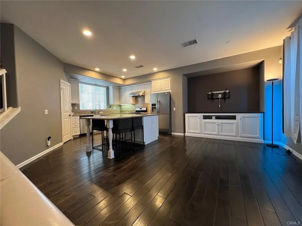 1752 Grand Avenue Unit 2 — photo