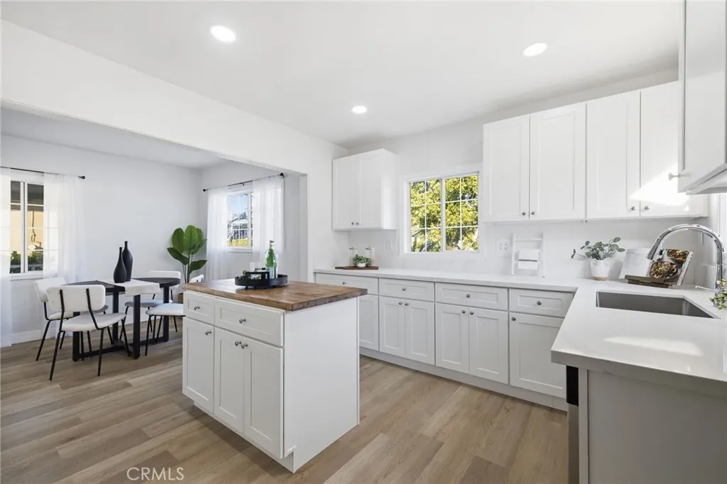 15111 Graystone Ave — photo