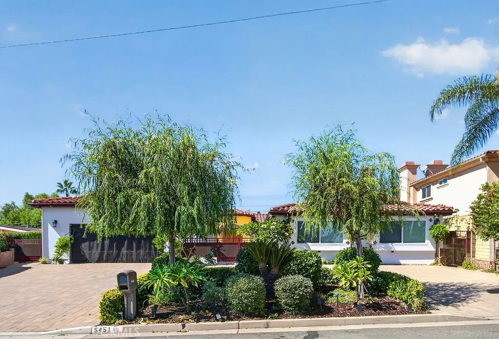 5451 Lockhaven Drive — photo