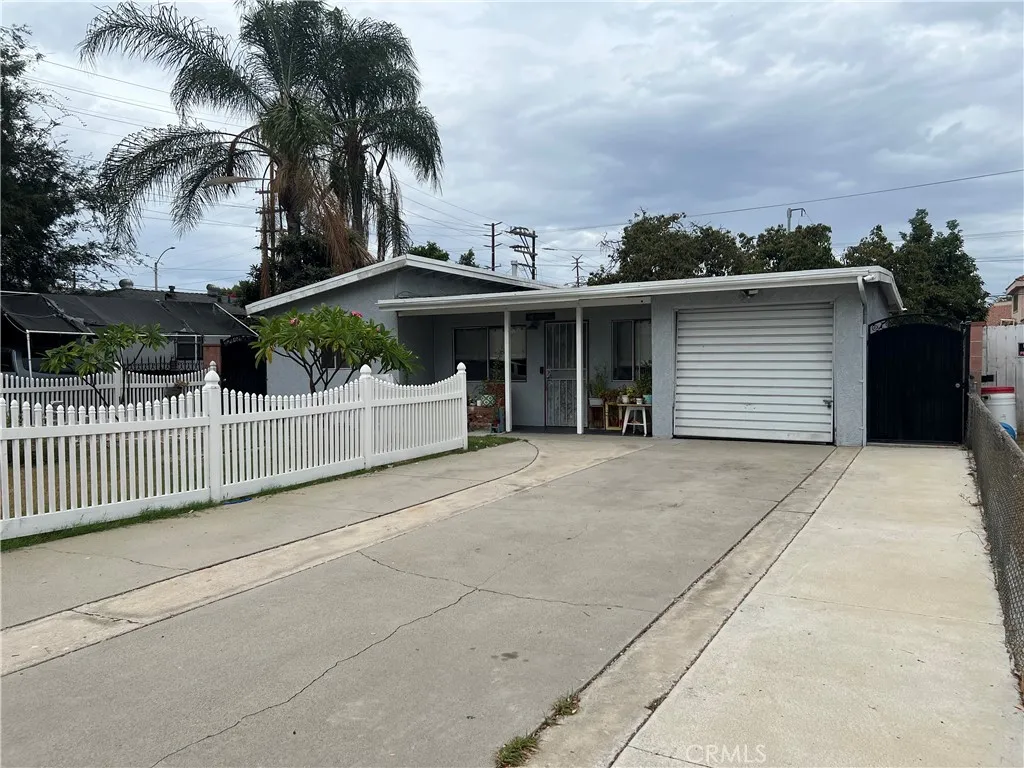 305 E Valencia, Fullerton, CA 92832 — photo 2