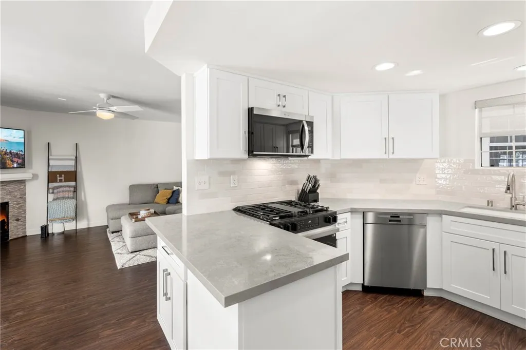 2542 Back Bay Loop Unit 30 — photo