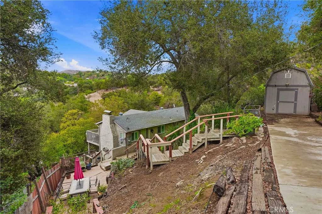 1277 Carbon Canyon — photo