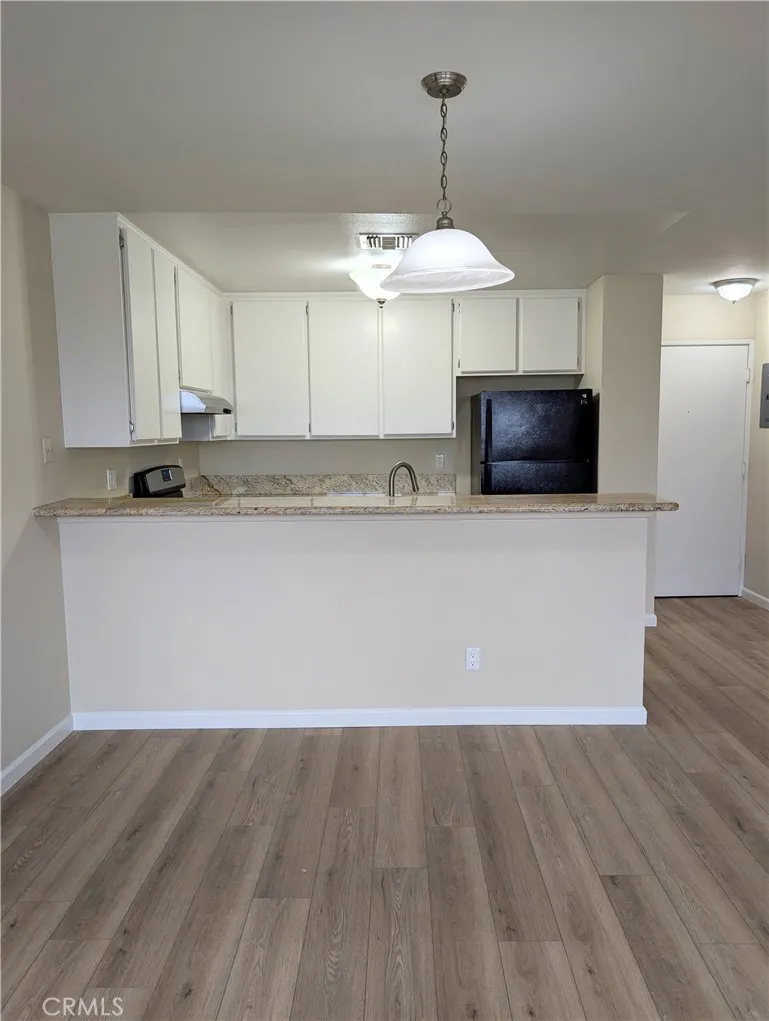 17330 Chatsworth Street Unit 11 — photo