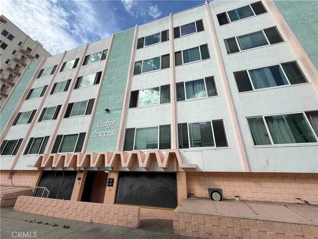 335 Cedar Unit 212 — photo