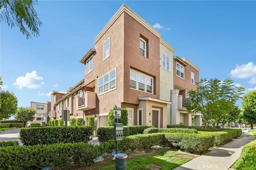 500 N Willowbrook #K-8, Compton, CA 90220 — photo 2