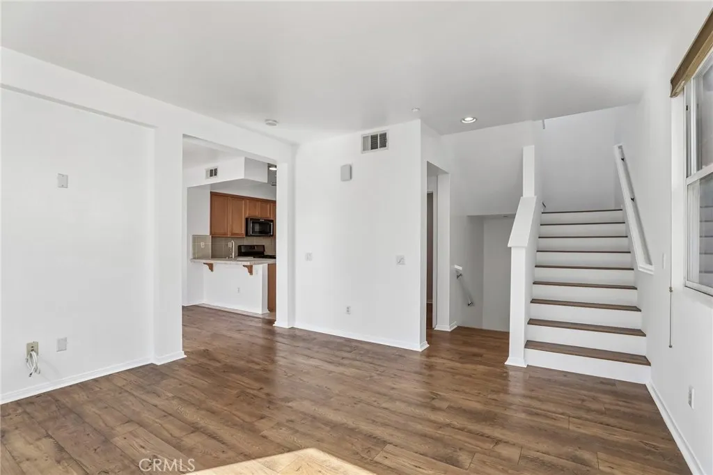 500 N Willowbrook #K-8, Compton, CA 90220 — photo 3