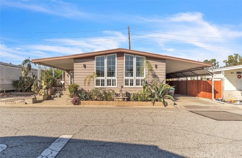 2601 Victoria Unit 465 — photo