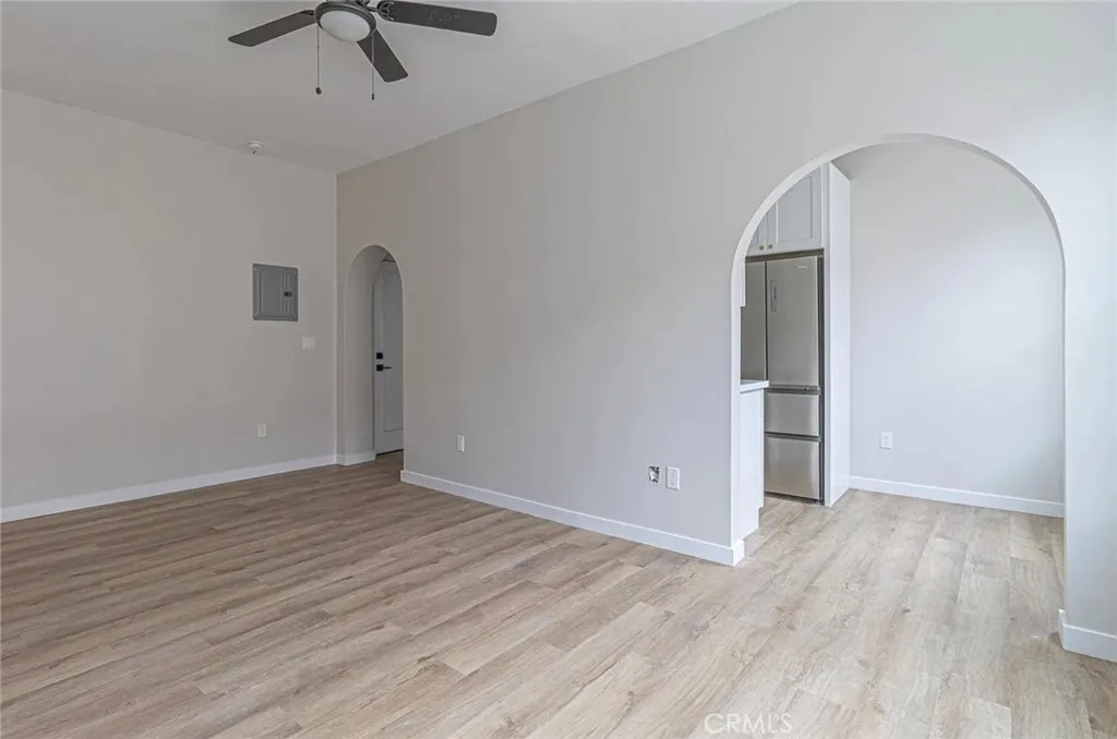 1829 E 4th St Unit 6 — photo