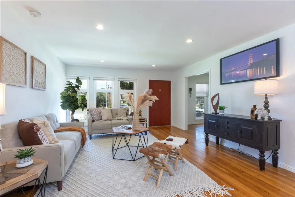 1014 E Carson, Long Beach, CA 90807 — photo 3