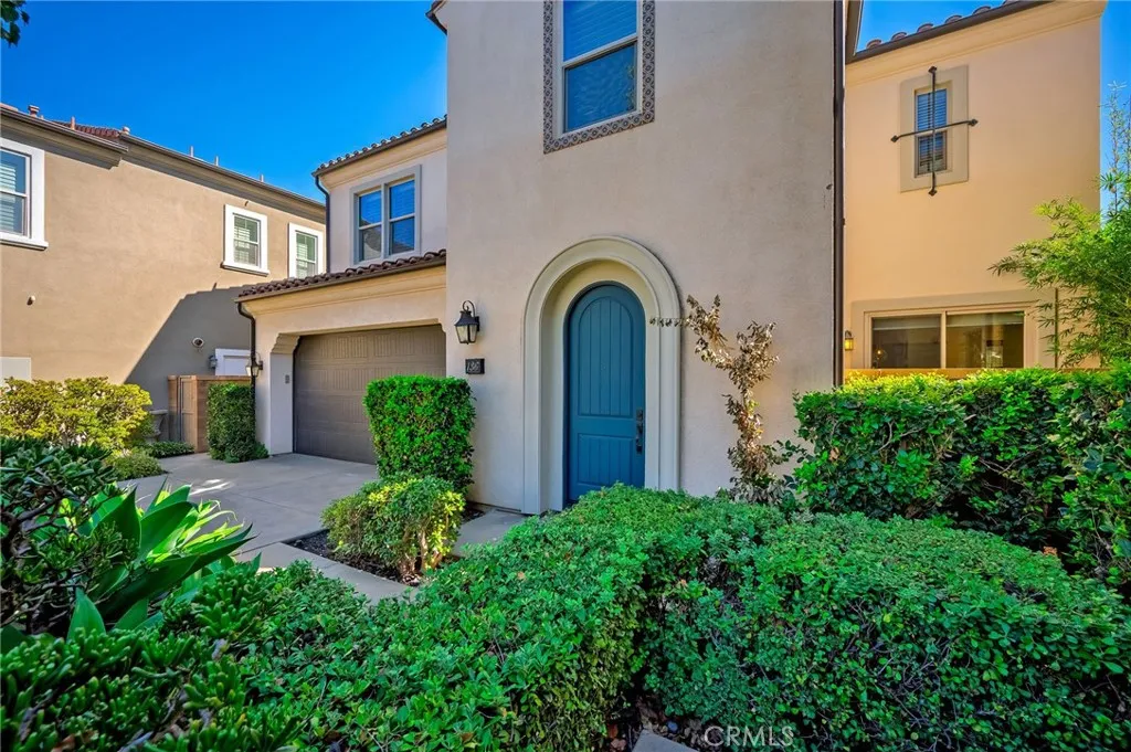 136 Brambles, Irvine, CA 92618 — photo 2