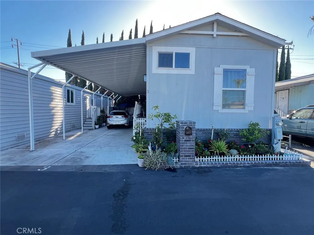 1517 Newhope Unit 3 — photo