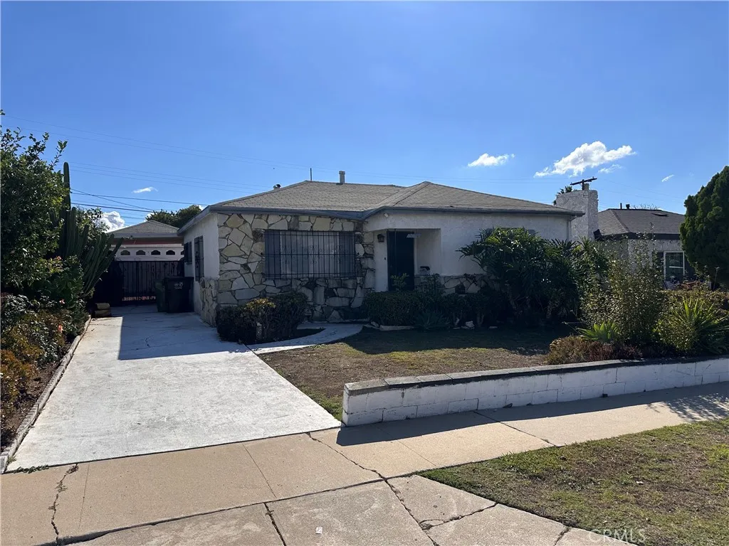 2606 W Claude, Compton, CA 90220 — photo 3