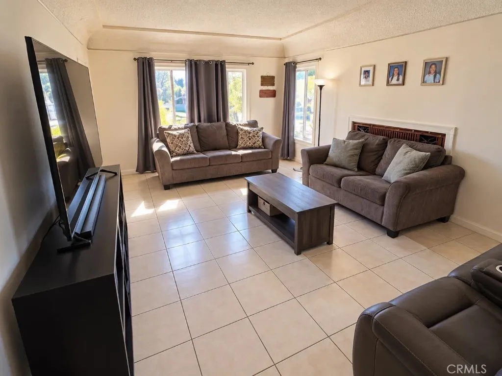 2541 E Adams, Carson, CA 90810 — photo 3