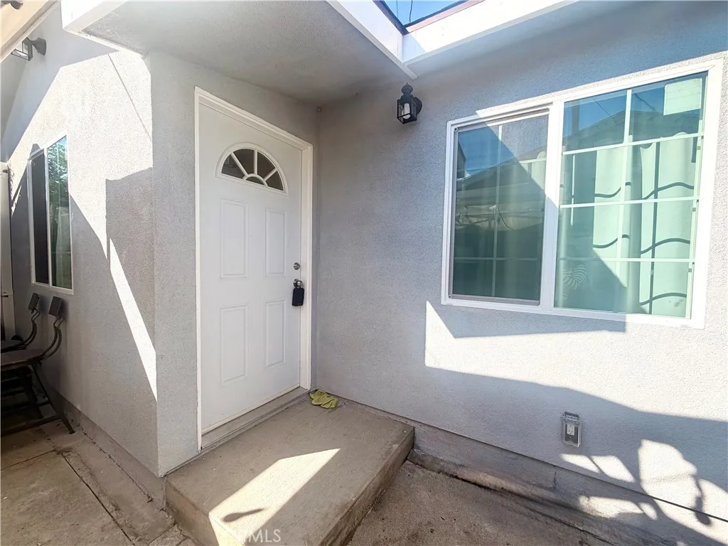 131 W Louise Street Unit a — photo