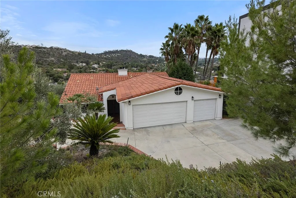 12571 Circula Panorama — photo
