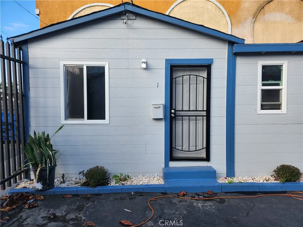 3713 W Imperial Unit 1 — photo