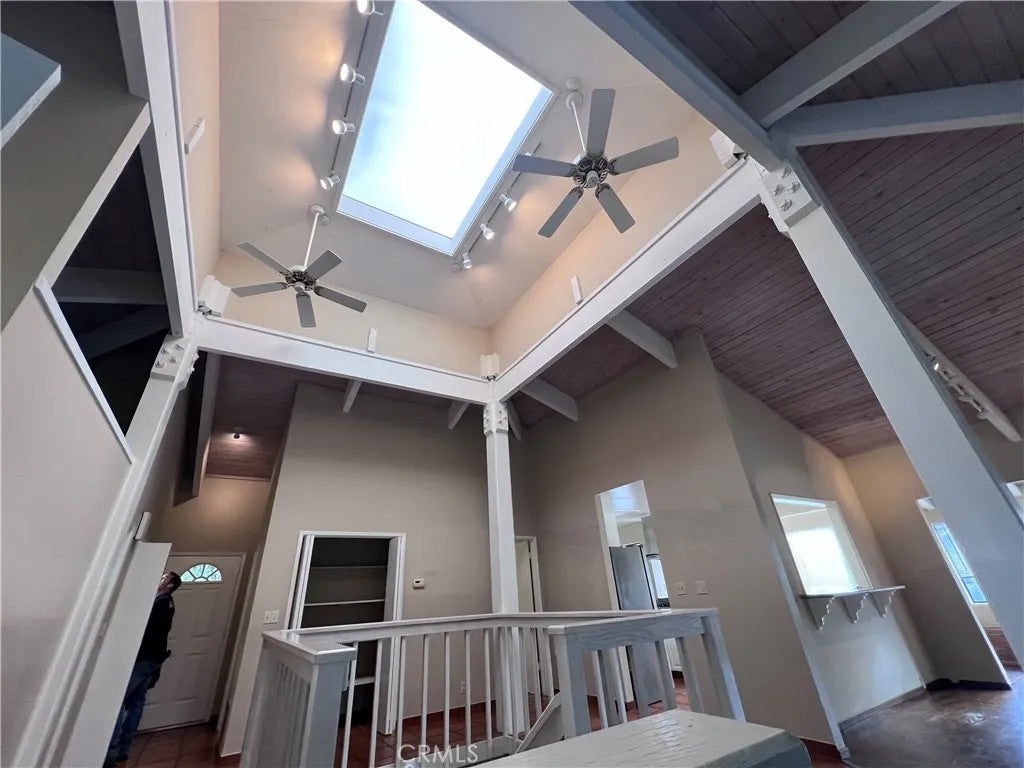 3129 Indian Way — photo