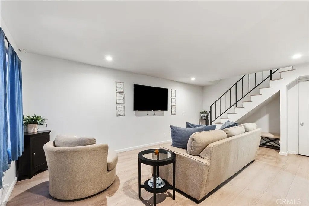 159 S Wilmington F — photo