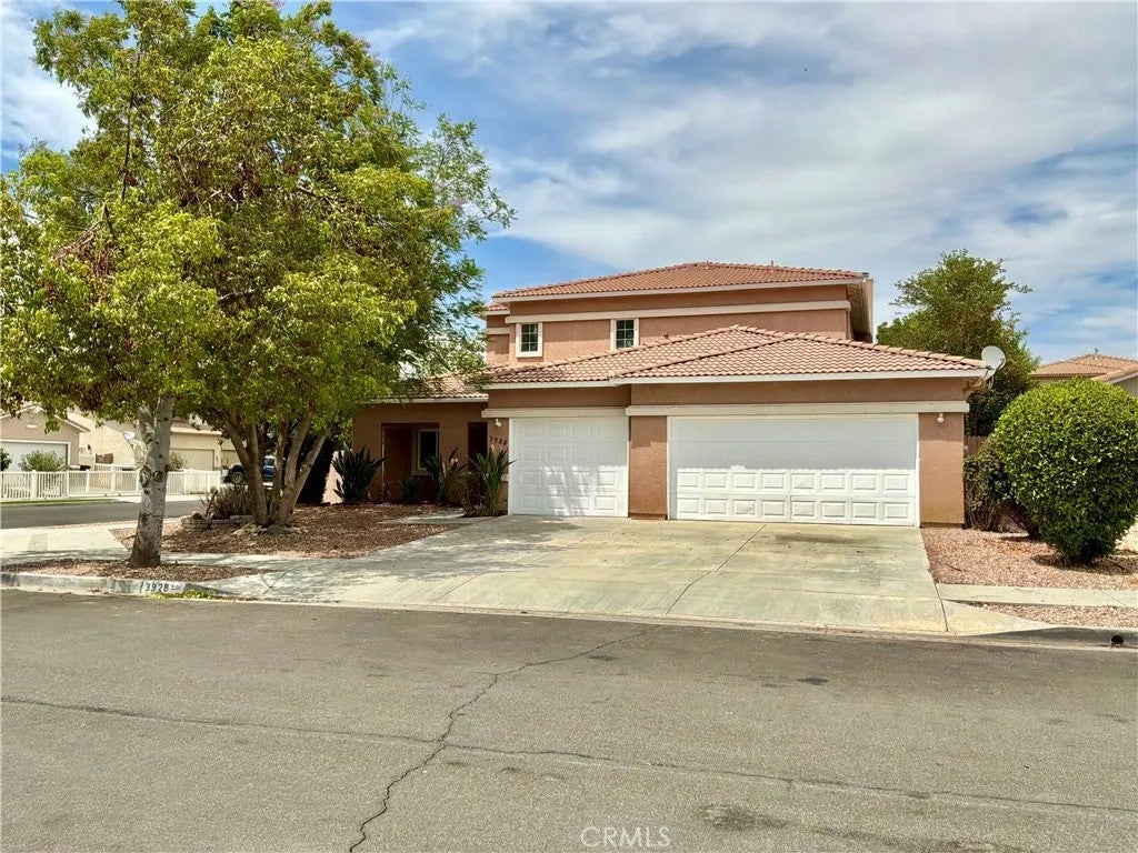 3928 Rushmore Court — photo