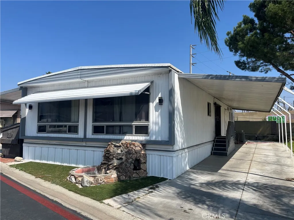 2930 W Rialto #21, Rialto, CA 92376 — photo 2