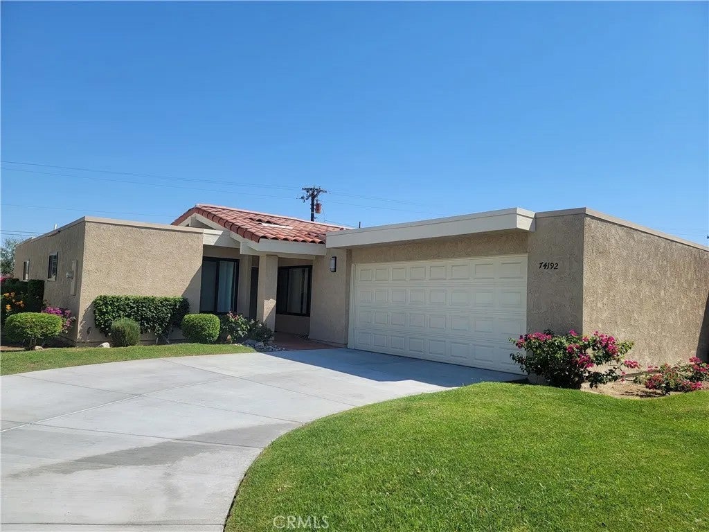 74192 Santa Rosa — photo