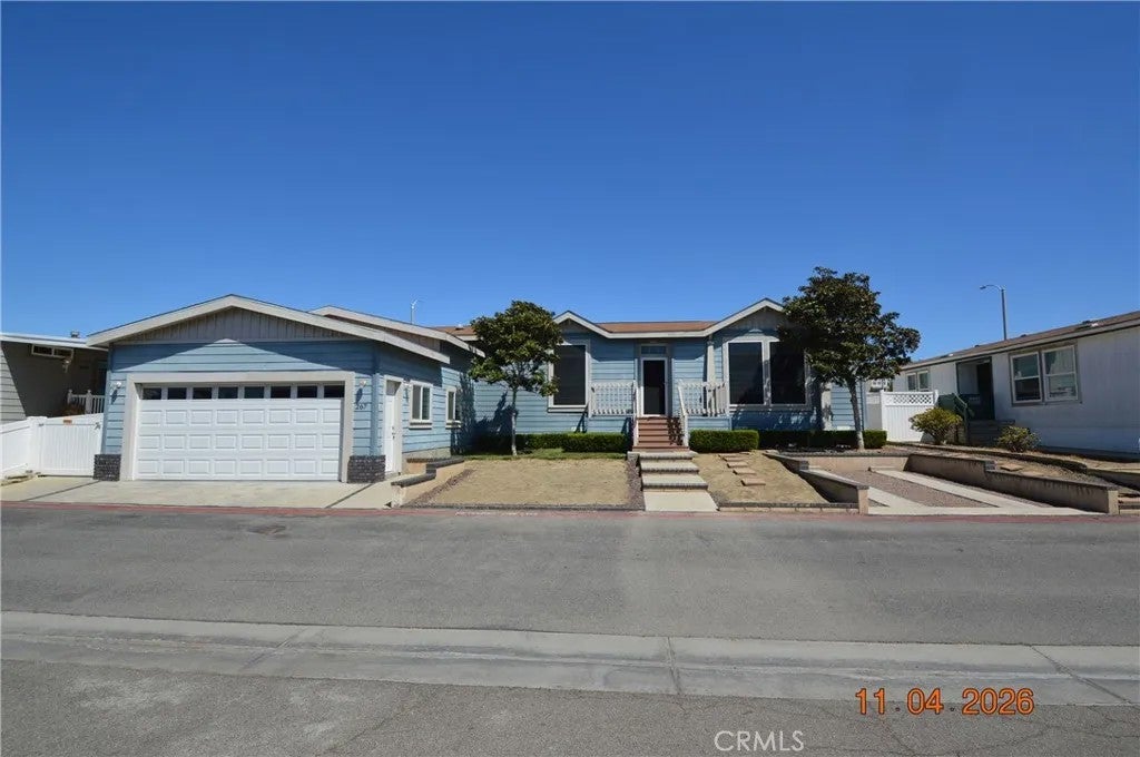 20701 Beach 267 — photo
