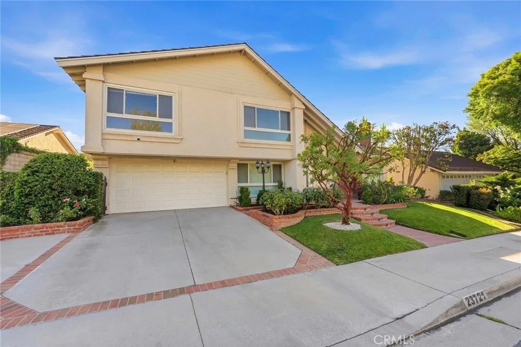 23721 Sarda Road — photo