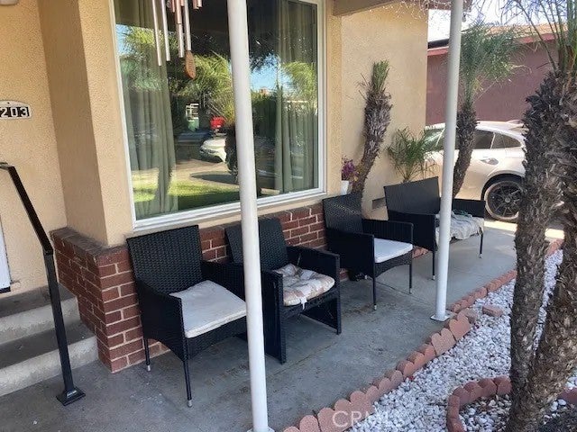 1203 S CASTLEGATE Avenue, Compton, CA 90221 — photo 3