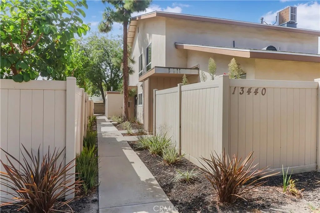 13440 Village Drive — photo