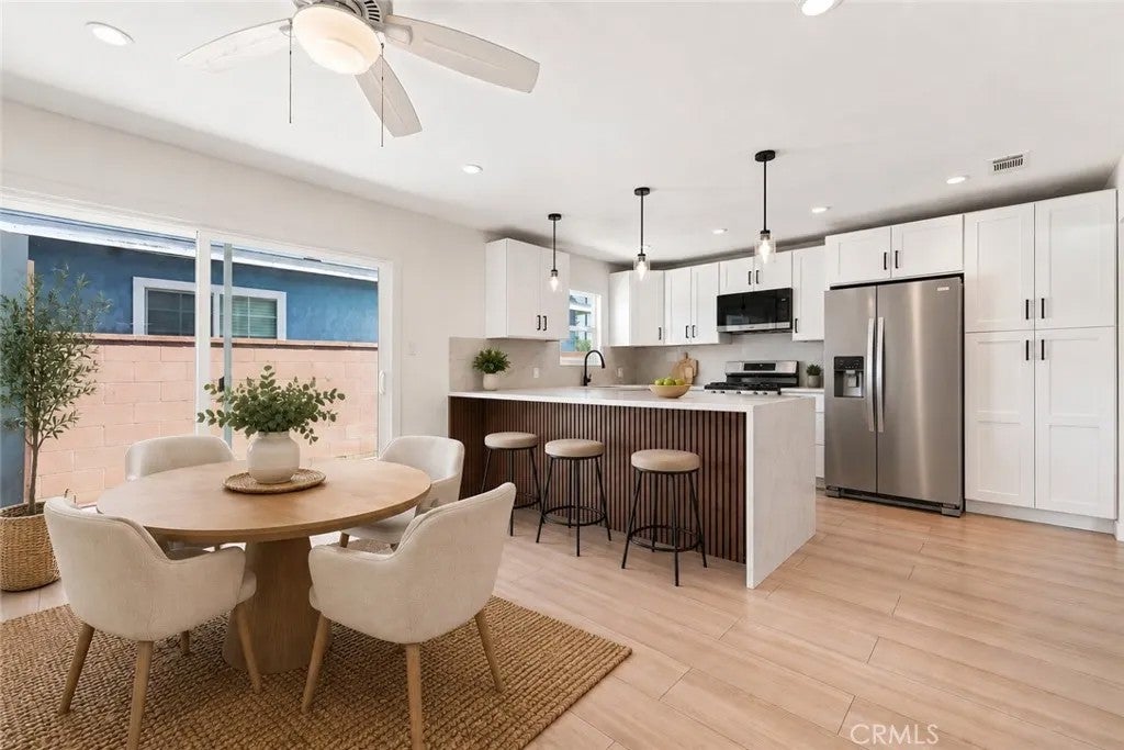 13224 Greenstone — photo